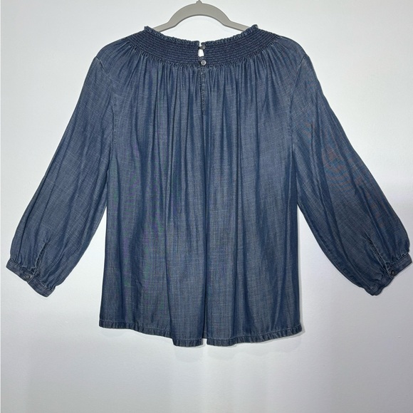 LOFT Medium/Dark Wash Denim FLOWY BLOUSE Smocked Neck-Romantic-sz. Medium - Picture 2 of 9
